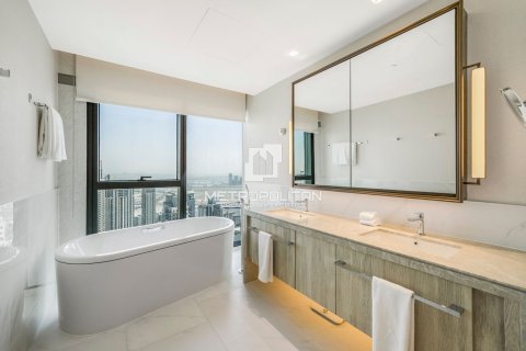 Apartment in Address Harbour Point, Dubai Creek Harbour (The Lagoons), Dubai 2 bedrooms, 129 sq.m. № 15849 - photo 20