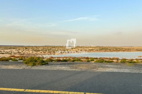 Terreno en Jebel Ali, Dubai, 929 m², № 15855 - foto 1