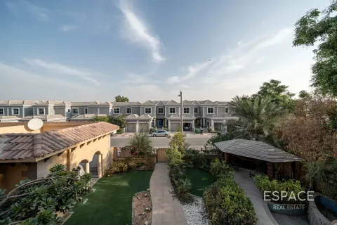 Villa en Dubai Land, Dubai, 5 dormitorios, 600 m², № 71062 - foto 20