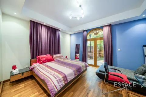 Villa en Dubai Land, Dubai, 5 dormitorios, 600 m², № 71062 - foto 11