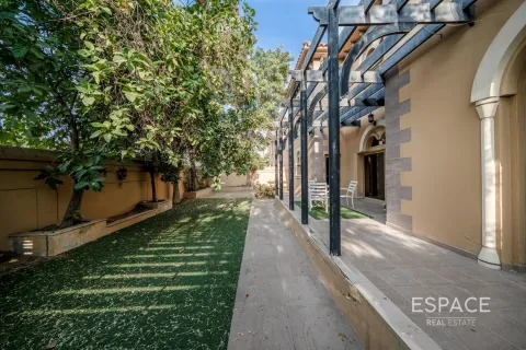 Villa en Dubai Land, Dubai, 5 dormitorios, 600 m², № 71062 - foto 18