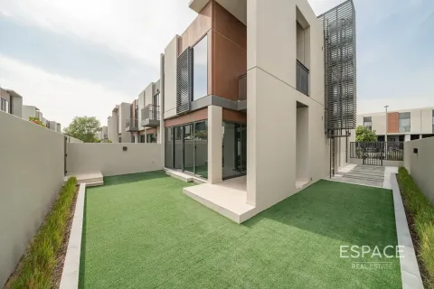 Villa en Dubai Land, Dubai, 4 dormitorios, 243 m², № 71063 - foto 20