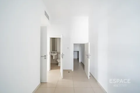 Villa en Dubai Land, Dubai, 4 dormitorios, 243 m², № 71063 - foto 8