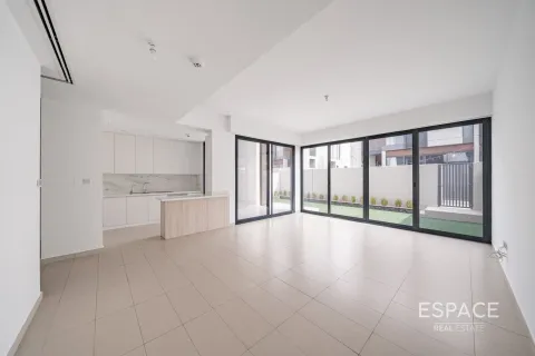 Villa en Dubai Land, Dubai, 4 dormitorios, 243 m², № 71063 - foto 3