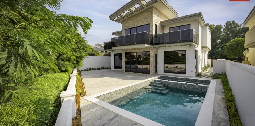 Villa à Dubai, 7 chambres, 921.2 m², № 97704