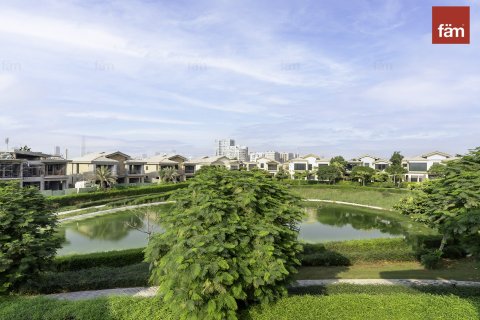 Villa à Dubai, 7 chambres, 921.2 m², № 97704 - photo 17