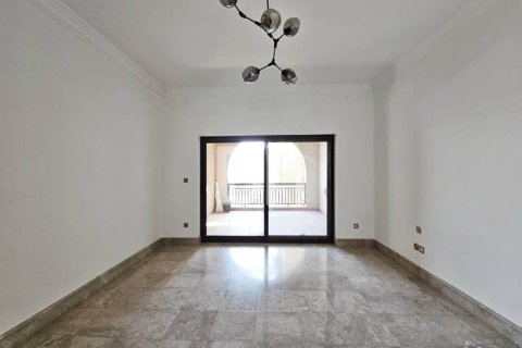 Снять в аренду квартиру в Пальме Джумейре, Дубай: 2 спальни, 164м², № 21605 - фото 3