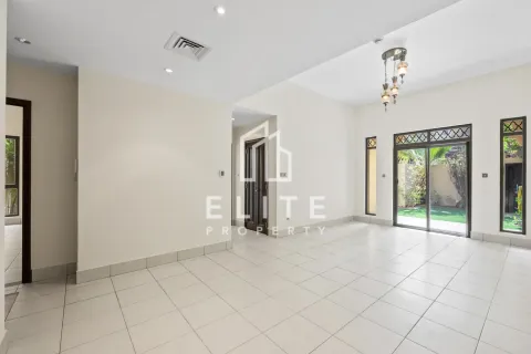 Apartamento en Reehan, Old Town, Dubai, 2 dormitorios, 282 m², № 59392 - foto 15