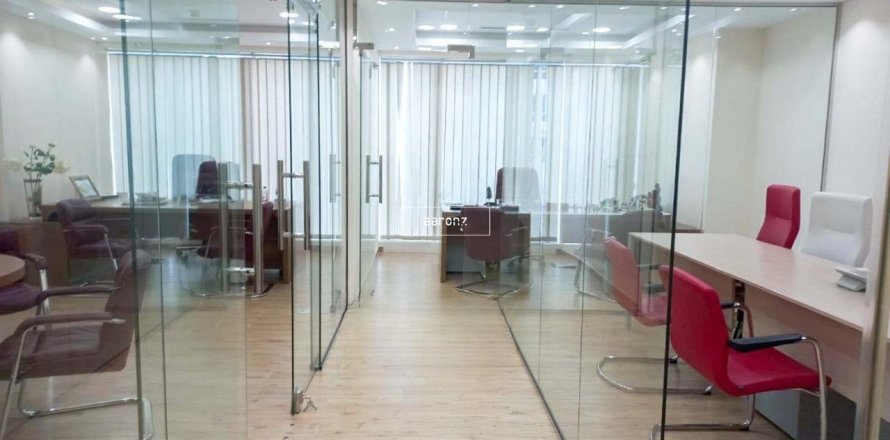 Bureau à Business Bay, Dubai, 84.2 m², № 49618
