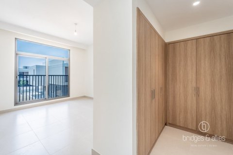 Villa en Dubai South (Dubai World Central), Dubai, 4 dormitorios, 252 m², № 83943 - foto 7