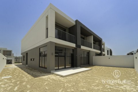 Villa en Dubai South (Dubai World Central), Dubai, 5 dormitorios, 372 m², № 83950
