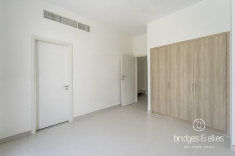 Villa en Dubai South (Dubai World Central), Dubai, 5 dormitorios, 372 m², № 83950 - foto 11