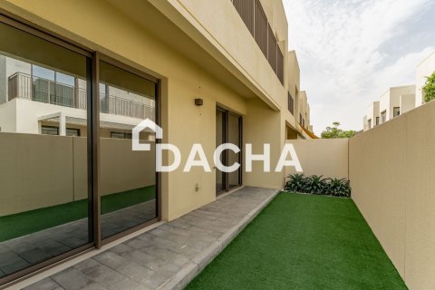 Townhouse in EMAAR South, Dubai South (Dubai World Central), Dubai 4 bedrooms, 215 sq.m. № 110310 - photo 3