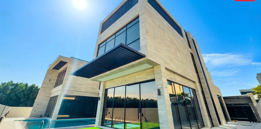 Villa à Dubai, 5 chambres, 915 m², № 10622