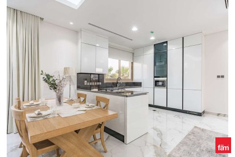 Villa en Al Furjan, Dubai, 4 dormitorios, 600 m², № 99399 - foto 4