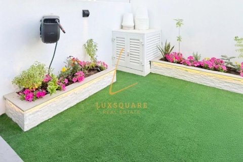 Villa en Damac Lagoons, Dubai, 4 dormitorios, 144 m², № 84341 - foto 15