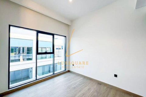 Villa en Damac Lagoons, Dubai, 4 dormitorios, 144 m², № 84341 - foto 4