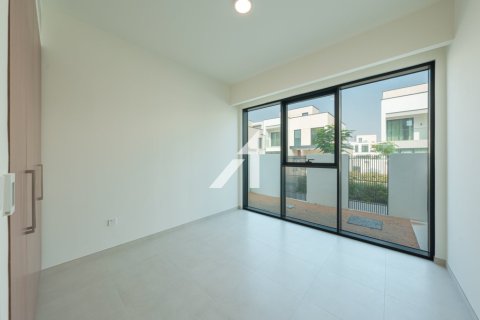 Villa en Caya, Arabian Ranches 3, Dubai, 4 dormitorios, 450 m², № 84340 - foto 6