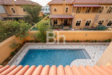 Villa à Falcon City of Wonders, Dubai, 4 chambres, 540 m², № 24938 - photo 7
