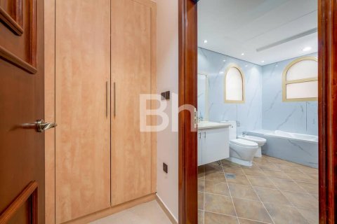 Villa à Falcon City of Wonders, Dubai, 4 chambres, 540 m², № 24938 - photo 9