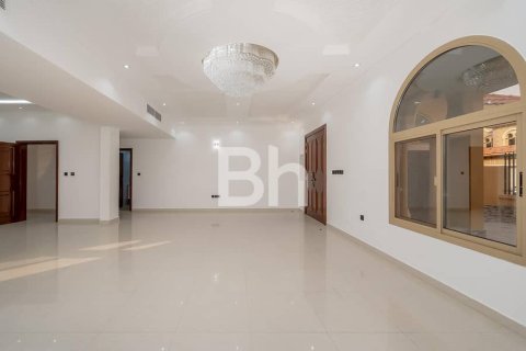 Villa à Falcon City of Wonders, Dubai, 4 chambres, 540 m², № 24938 - photo 22