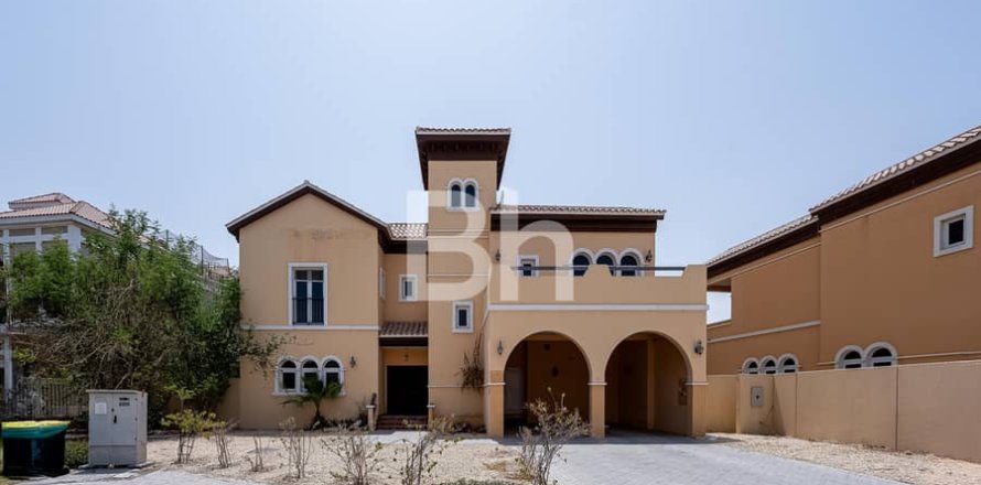 Villa en The Villa, Dubai, 5 dormitorios, 660 m², № 24940
