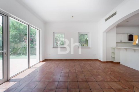 Villa en The Villa, Dubai, 5 dormitorios, 660 m², № 24940 - foto 21