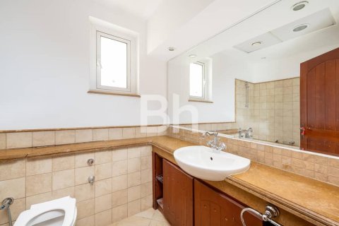 Villa en The Villa, Dubai, 5 dormitorios, 660 m², № 24940 - foto 15