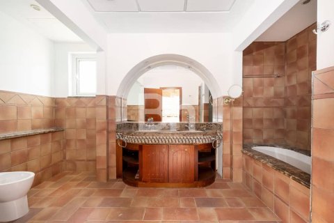 Villa en The Villa, Dubai, 5 dormitorios, 660 m², № 24940 - foto 13