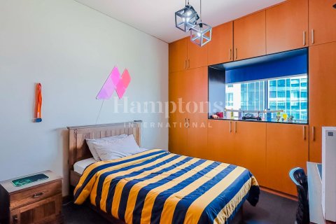 Снять в аренду квартиру в The Views 1, The Views, Дубай: 2 спальни, 137.30970497м², № 63989 - фото 1