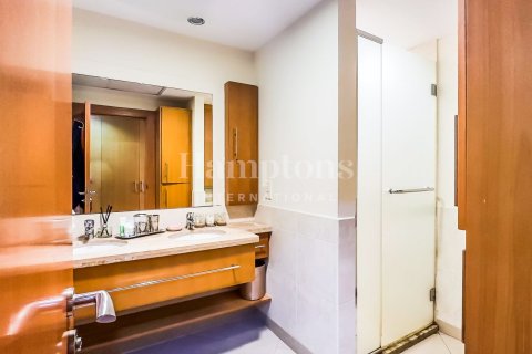 Снять в аренду квартиру в The Views 1, The Views, Дубай: 2 спальни, 137.30970497м², № 63989 - фото 5