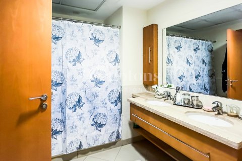 Снять в аренду квартиру в The Views 1, The Views, Дубай: 2 спальни, 137.30970497м², № 63989 - фото 12