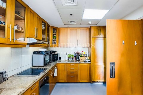 Снять в аренду квартиру в The Views 1, The Views, Дубай: 2 спальни, 137.30970497м², № 63989 - фото 17