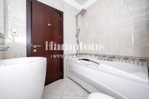 Townhouse in Murooj Al Furjan, Al Furjan, Dubai 4 bedrooms, 306.11538500 sq.m. № 63988 - photo 15