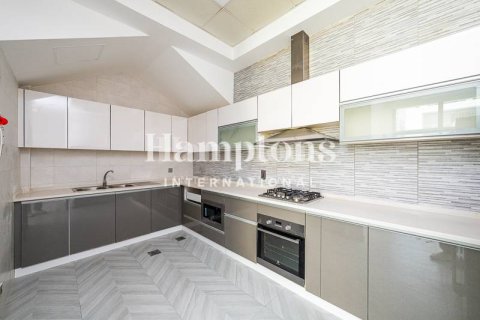 Townhouse in Murooj Al Furjan, Al Furjan, Dubai 4 bedrooms, 306.11538500 sq.m. № 63988 - photo 12