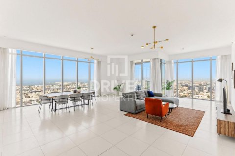 Apartment in Al Satwa, Dubai 3 bedrooms, 244.99 sq.m. № 128190 - photo 2