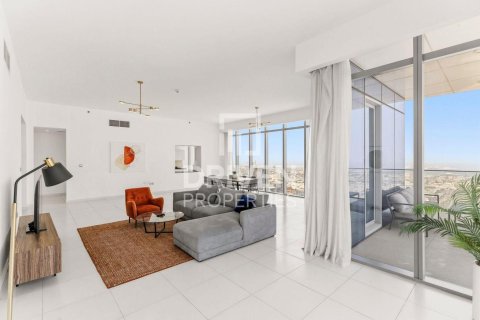 Apartment in Al Satwa, Dubai 3 bedrooms, 244.99 sq.m. № 128190 - photo 5