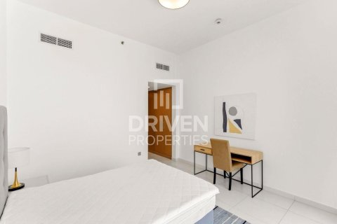 Apartment in Al Satwa, Dubai 3 bedrooms, 244.99 sq.m. № 128190 - photo 13
