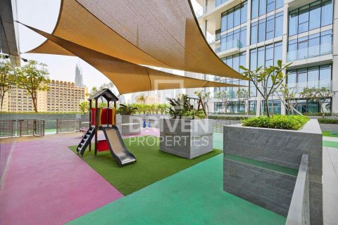 Apartment in Al Satwa, Dubai 3 bedrooms, 244.99 sq.m. № 128190 - photo 30