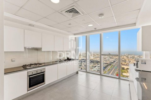 Apartment in Al Satwa, Dubai 3 bedrooms, 244.99 sq.m. № 128190 - photo 18