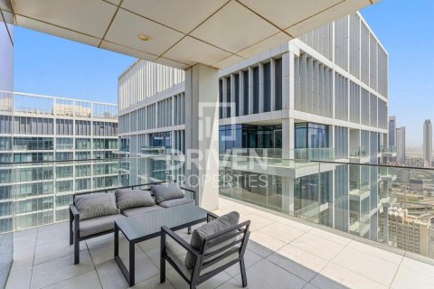 Apartment in Al Satwa, Dubai 3 bedrooms, 222.97 sq.m. № 128188 - photo 20