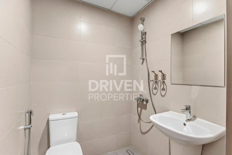 Apartment in Al Satwa, Dubai 3 bedrooms, 222.97 sq.m. № 128188 - photo 17