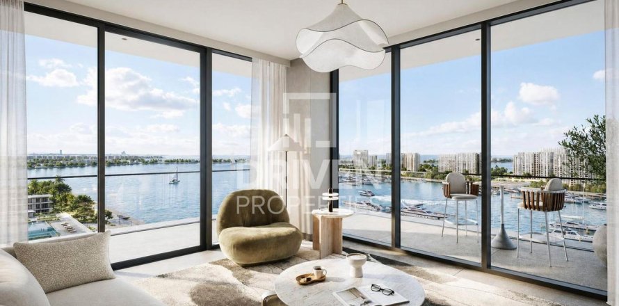 Appartement à Mina Rashid, Dubai, 3 chambres, 195.1 m², № 138340