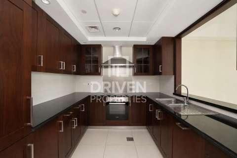 Снять в аренду квартиру в 29 Burj Boulevard, Даунтаун Дубай (Даунтаун Бурдж Дубай), Дубай: 2 спальни, 118.36м², № 127883 - фото 10