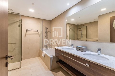 Apartment in Dubai Media City, Dubai 2 bedrooms, 142.23 sq.m. № 127882 - photo 11