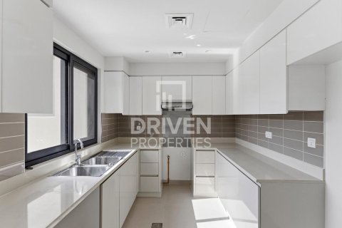 Снять в аренду виллу в Maple at Dubai Hills Estate, Дубай Хилс Эстейт, Дубай: 3 спальни, 192.5м², № 127873 - фото 7