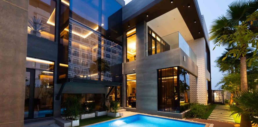 Villa à Dubai, 5 chambres, 695.4 m², № 53355