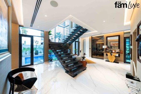 Villa à Dubai, 5 chambres, 695.4 m², № 53355 - photo 16