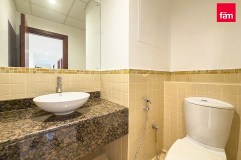 Apartment in Dubai 2 bedrooms, 140.8 sq.m. № 58997 - photo 27