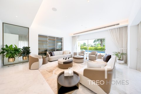 Villa in Meadows, Dubai 5 bedrooms, 465 sq.m. № 13345 - photo 5